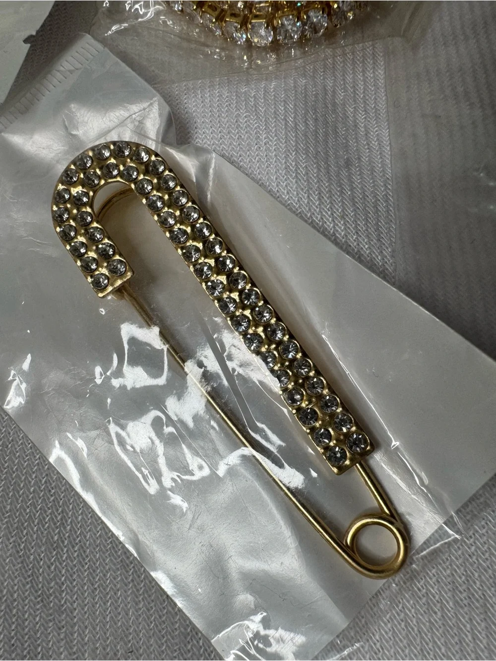 NWT RESELLERS LOT 5 PEICES OF NWT JEWELRY - Picture 4 of 10